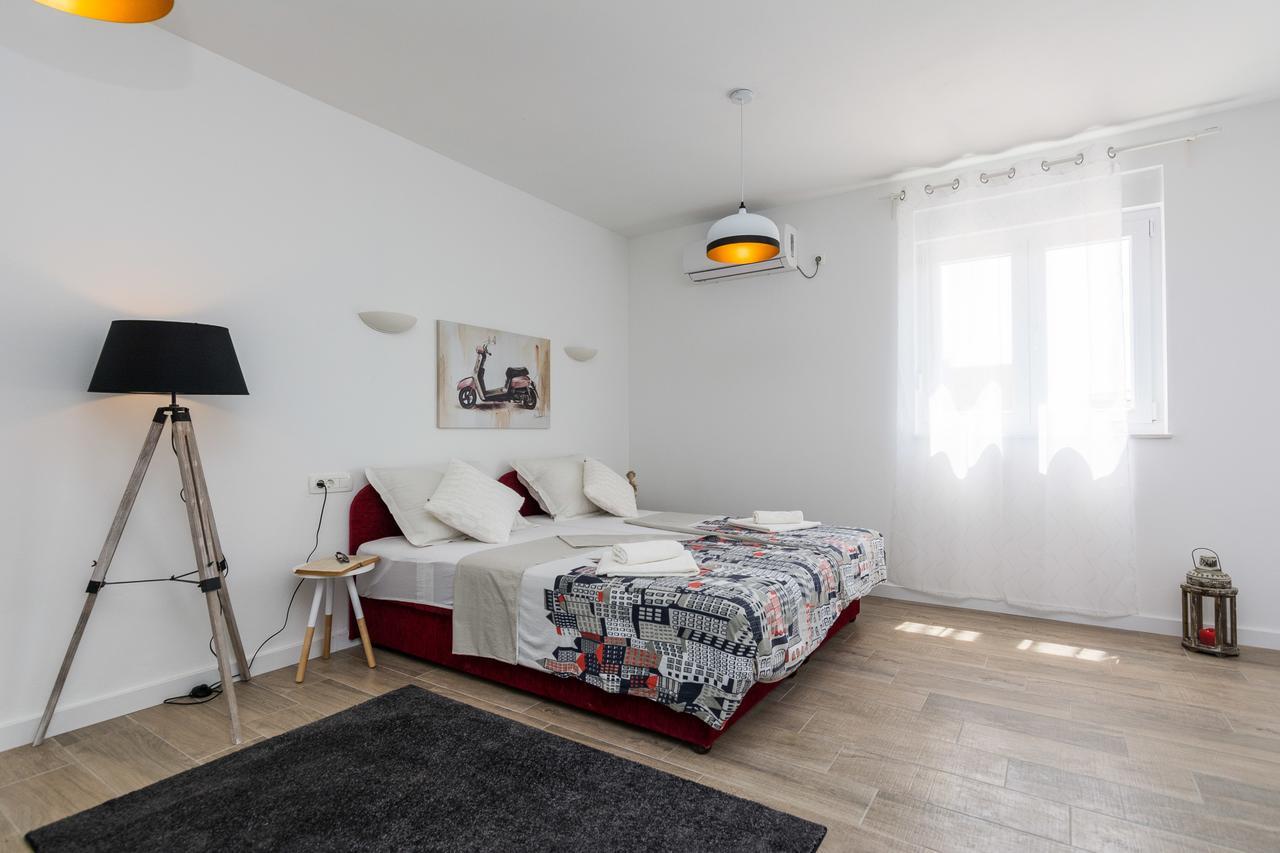 זאדאר Apartments Marta 1 מראה חיצוני תמונה